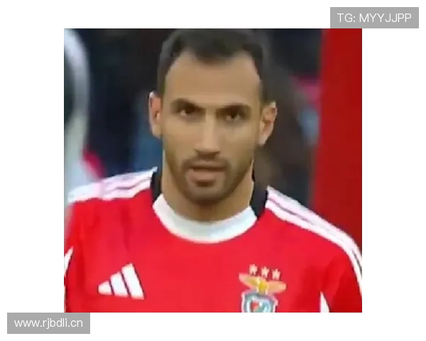 德凯特拉雷布鲁日时期表现稳健,成名之路走势清晰 德凯特拉雷布鲁日时期表现稳健,成名之路走势清晰