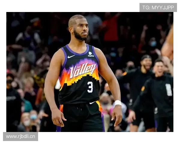 史蒂夫·弗朗西斯突破能力提升球队进攻多样性，助力关键时刻得分爆发